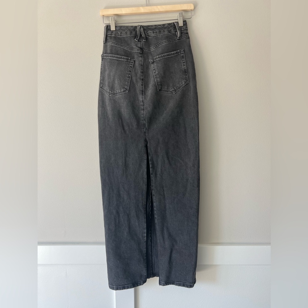 Good American Black Maxi Skirt - Picture 6 of 9